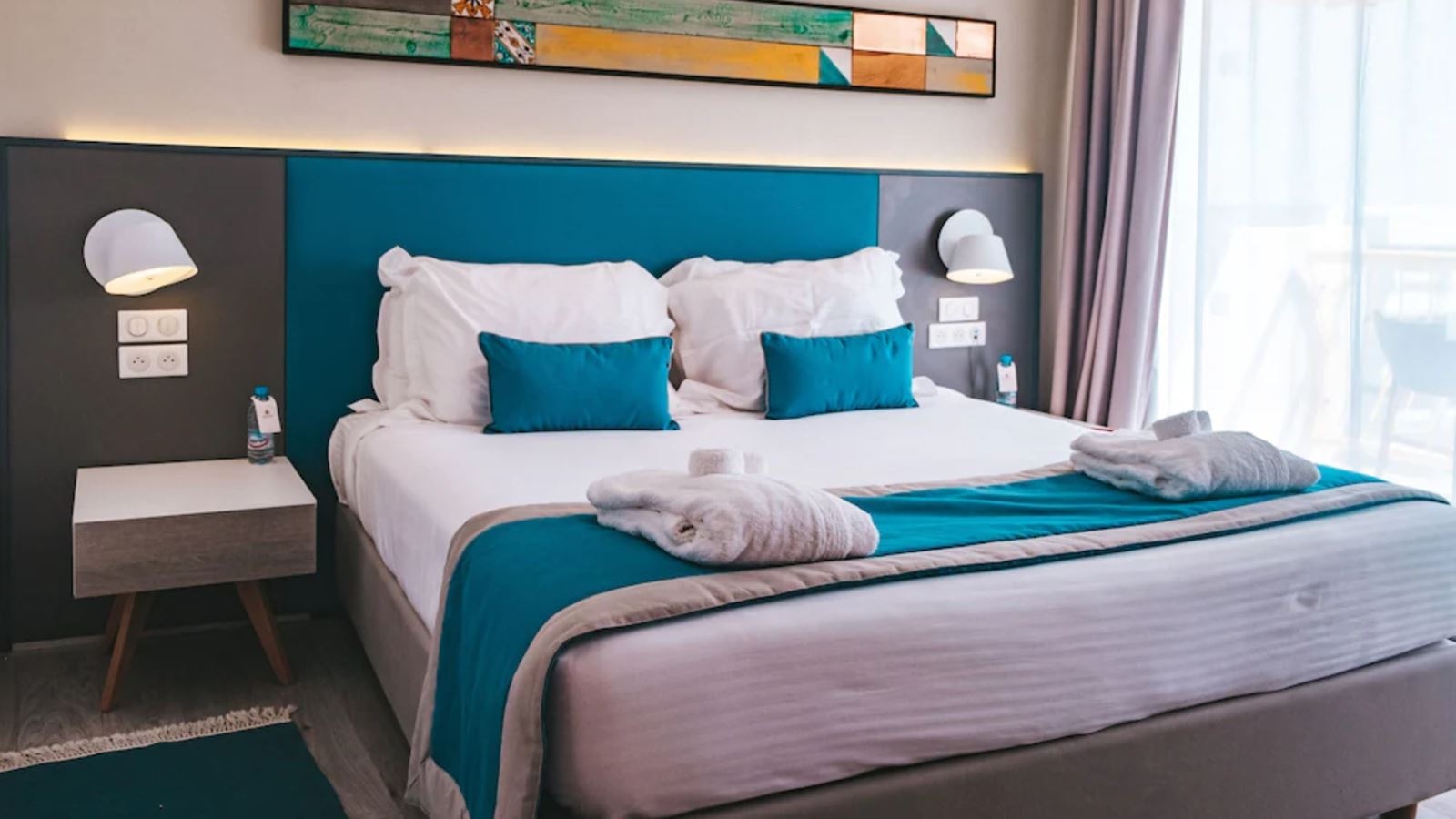 rooms-partial-sea-view-room