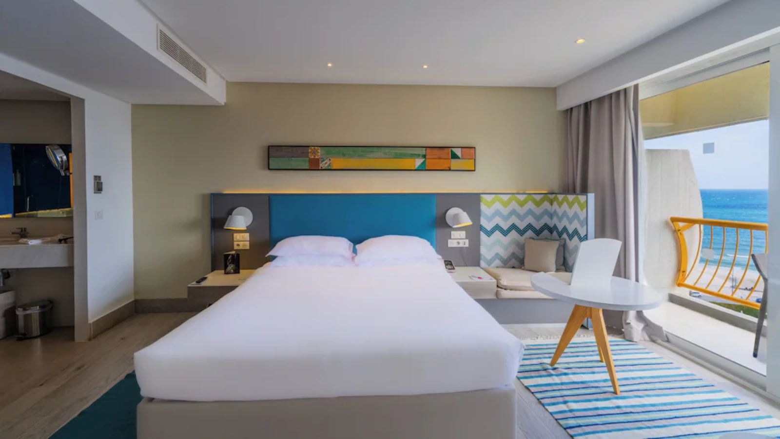 rooms-executive-suite-sea-view