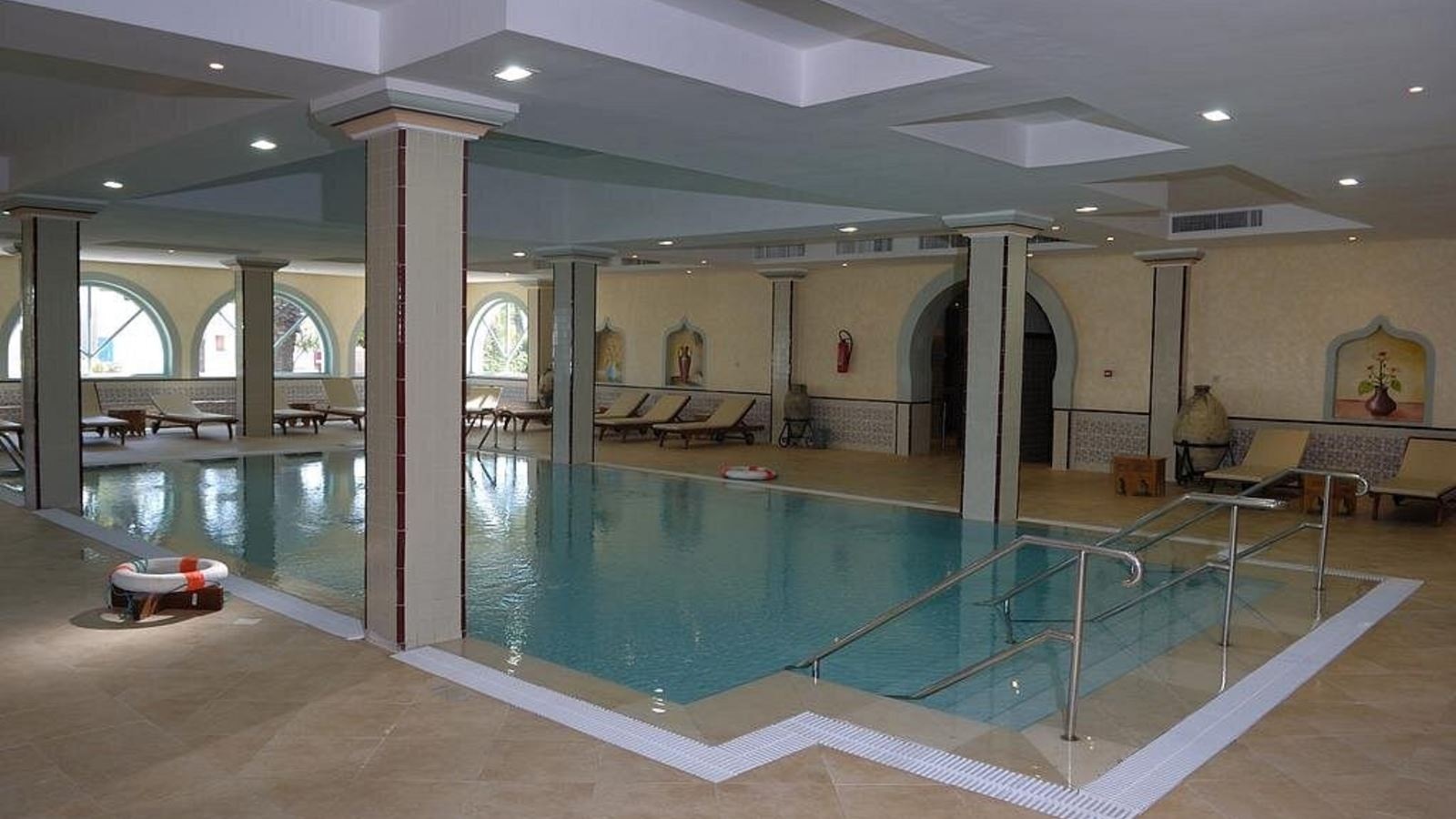 pools-indoor-pool