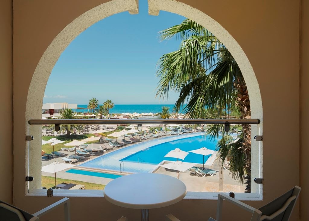 rooms-room-double-seaview