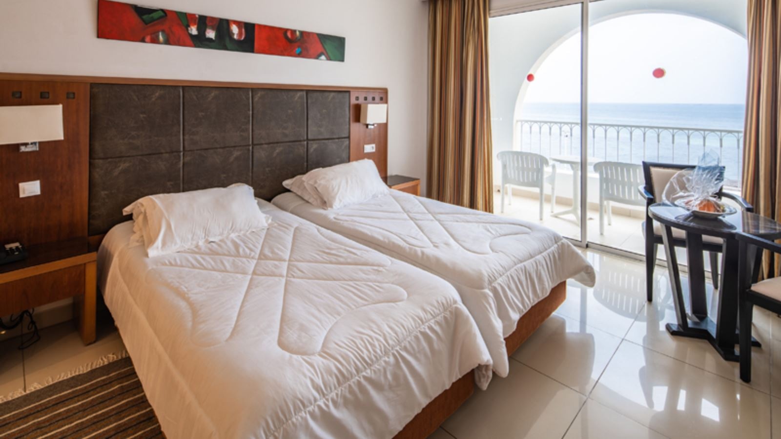 rooms-single-room-sea-view