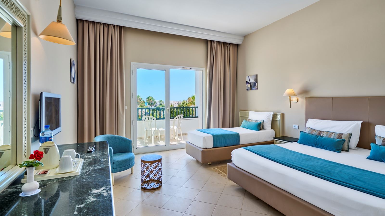 rooms-room-standard-triple