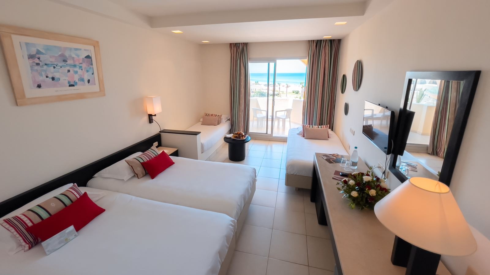 rooms-room-double-seaview