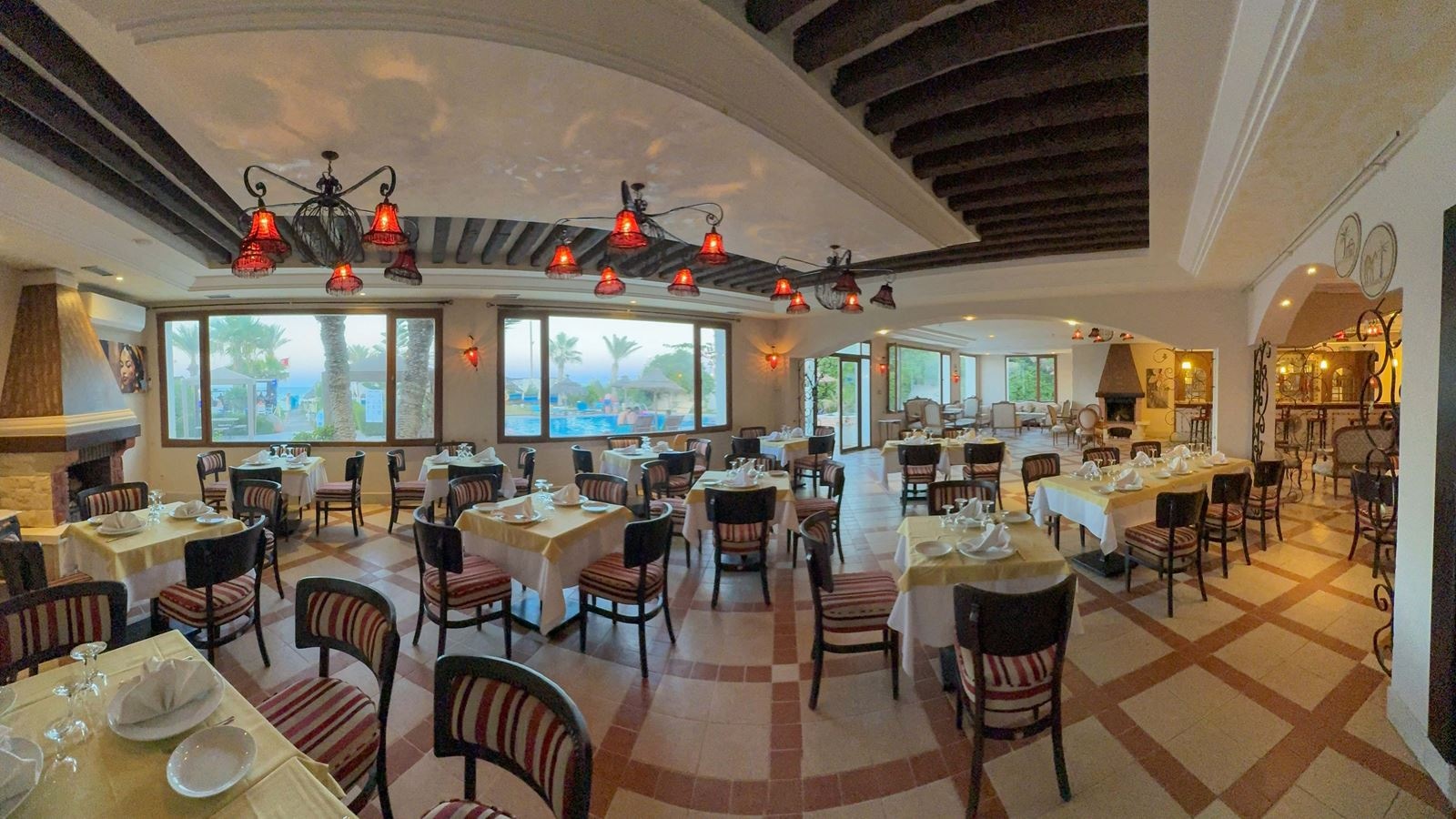 restaurants-main-building