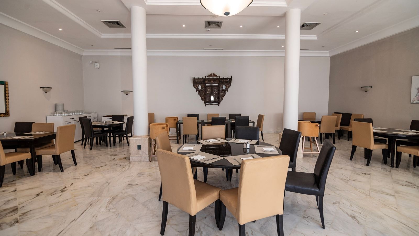 restaurants-restaurants