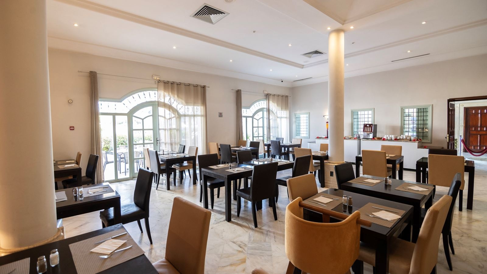 restaurants-restaurants