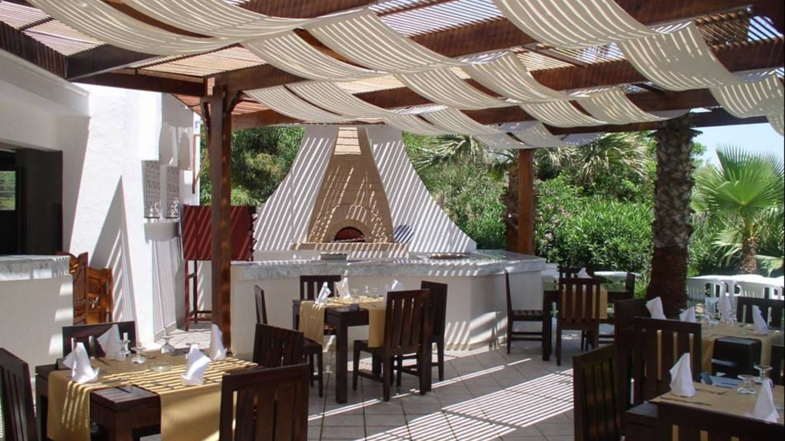 restaurants-restaurants