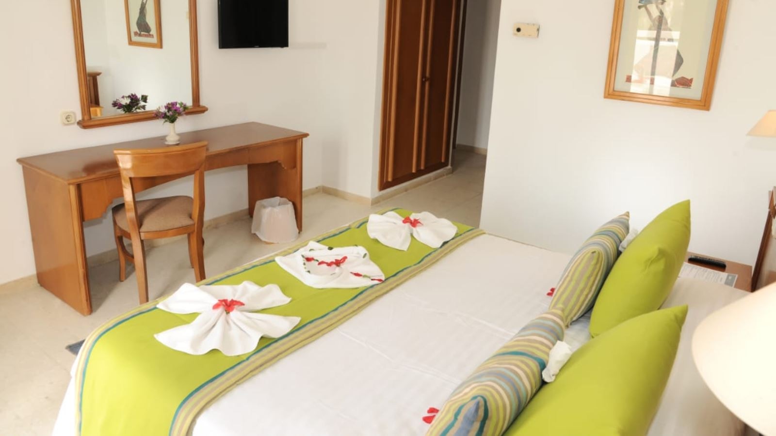 rooms-room-single-sea-view