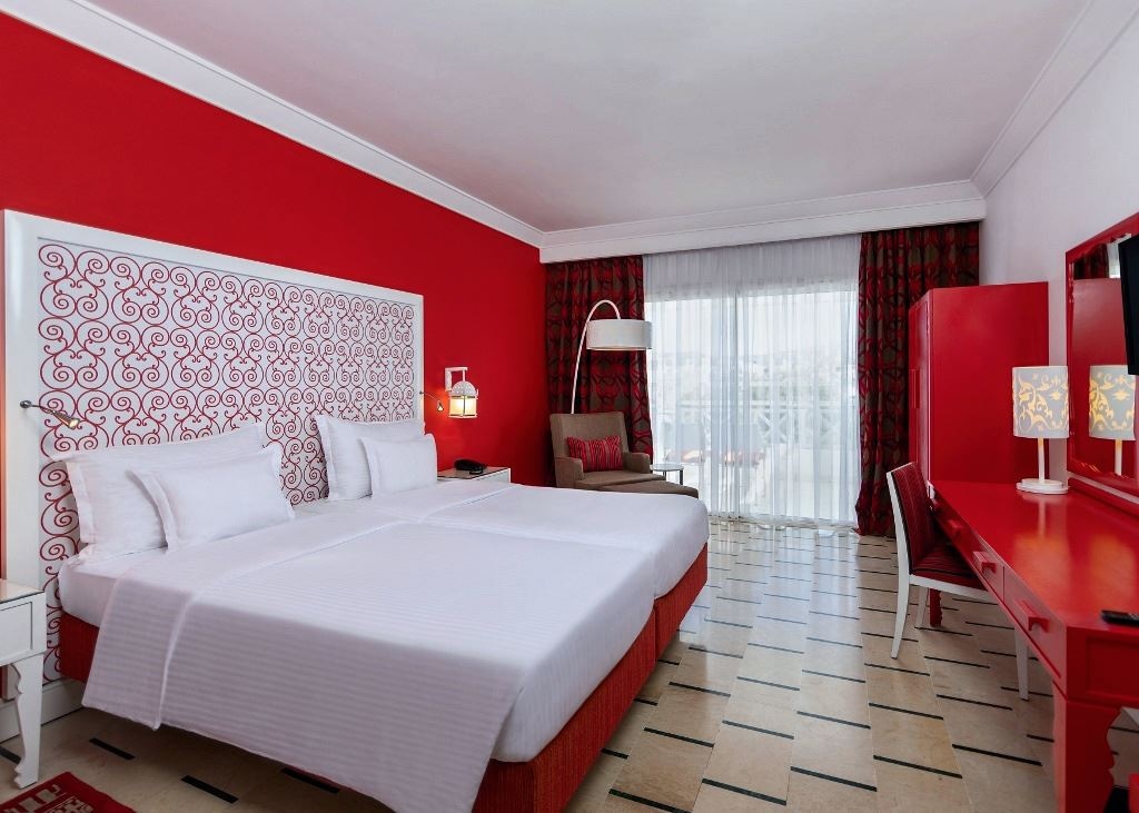 rooms-room-garden-view-with-balcony