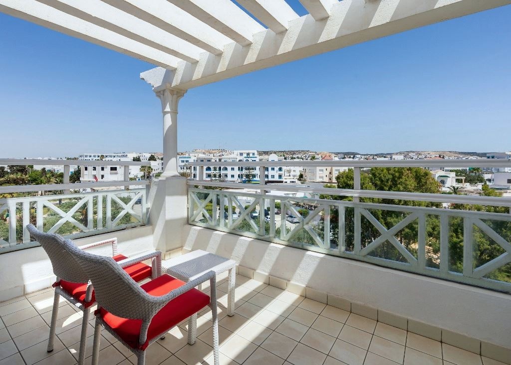 rooms-room-see-view-with-balcony