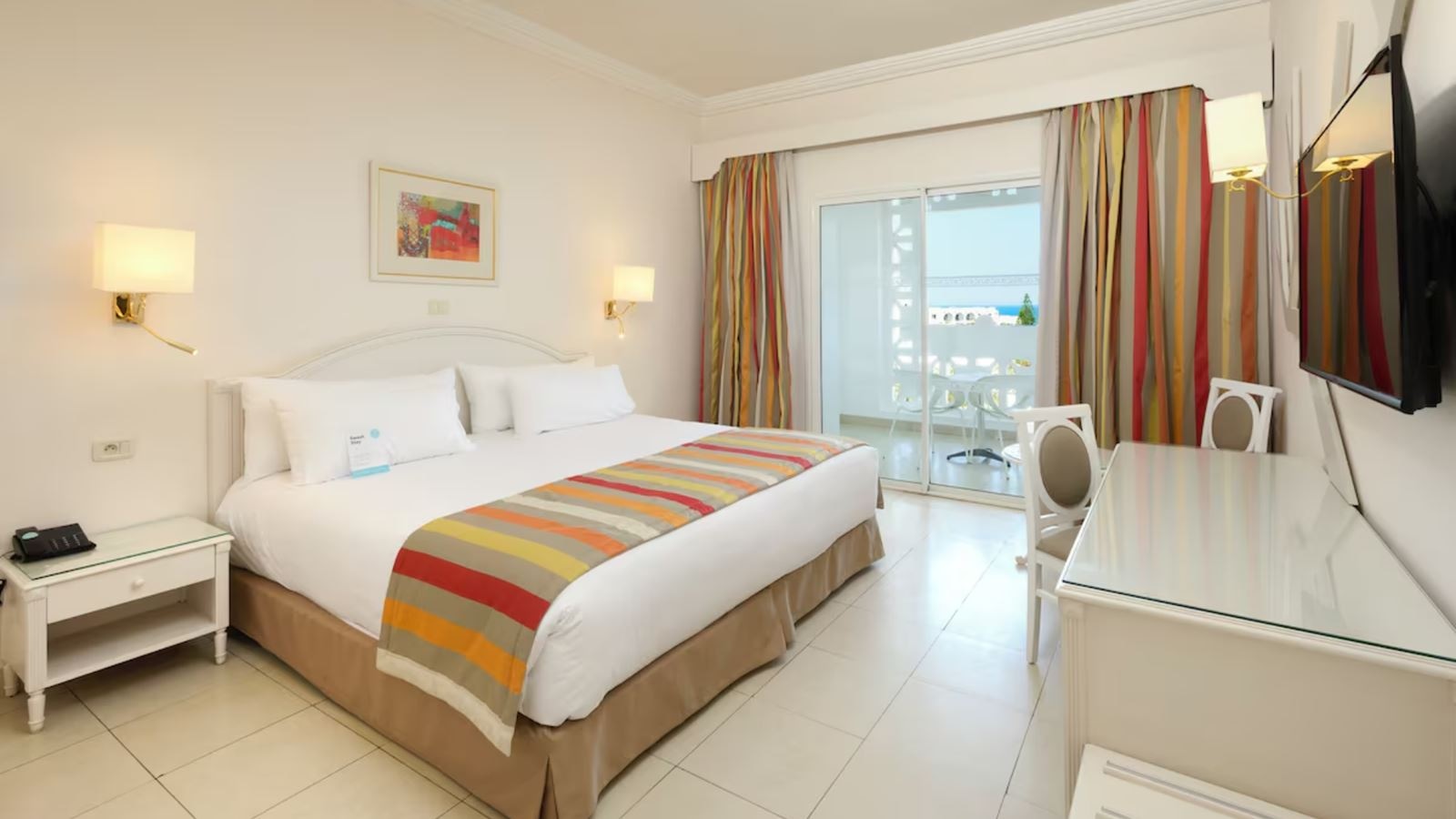 rooms-connecting-room