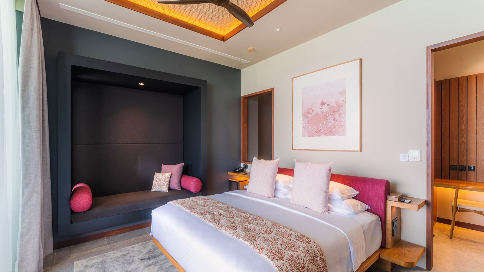 rooms-ocean-pool-villa