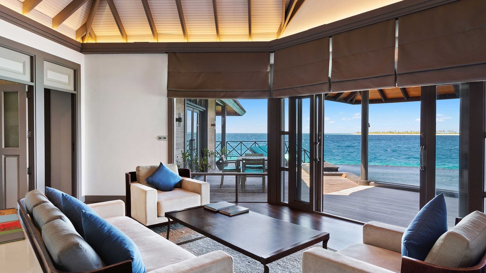 rooms-two-bedroom-ocean-residence-with-family-infinity-pool