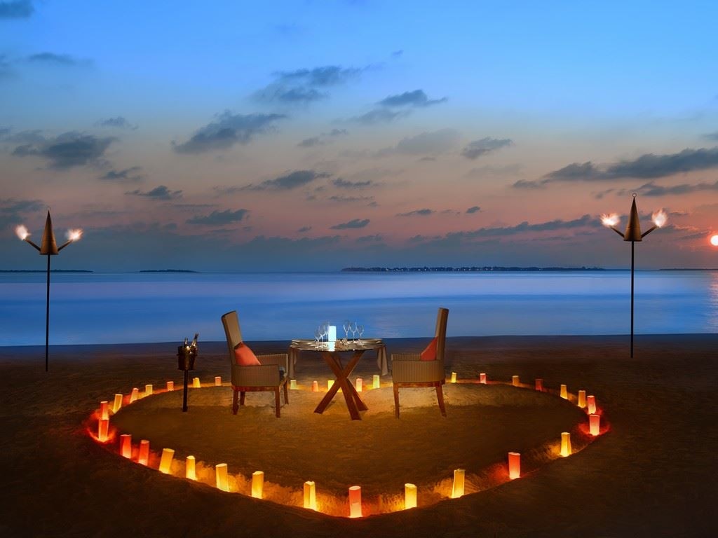 restaurants-in-villa-dining