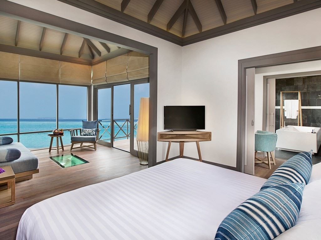 rooms-sunrise-water-villas-with-infinity-pools