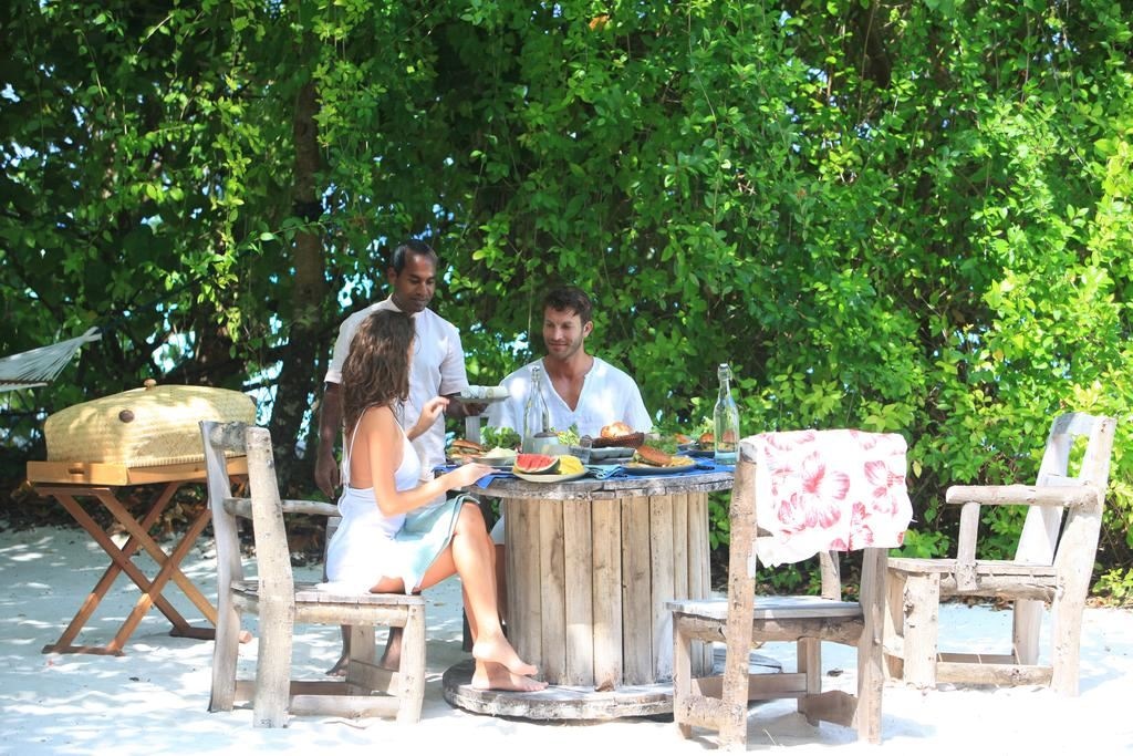 restaurants-fresh-in-the-garden