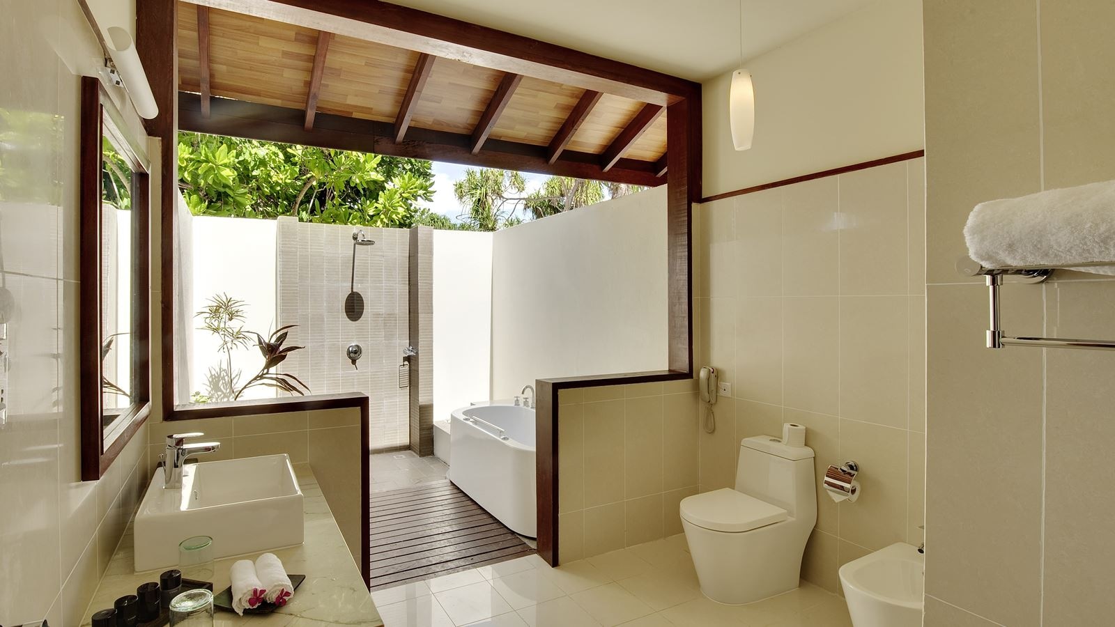 rooms-villa-classic-garden-view