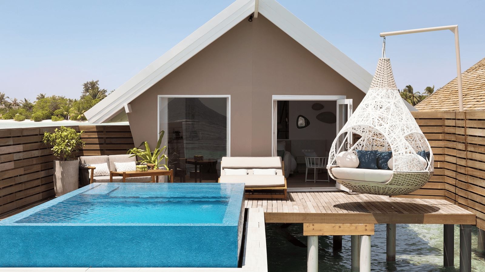 rooms-overwater-infinity-pool-villa