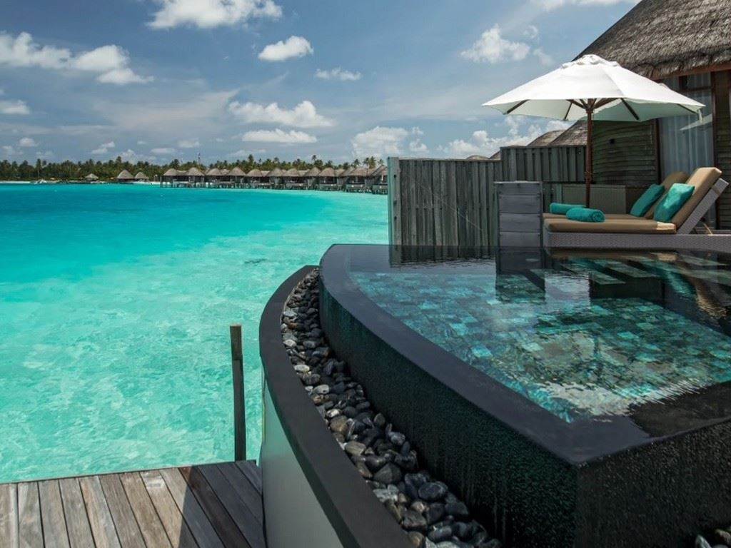 rooms-water-villa-with-private-pool