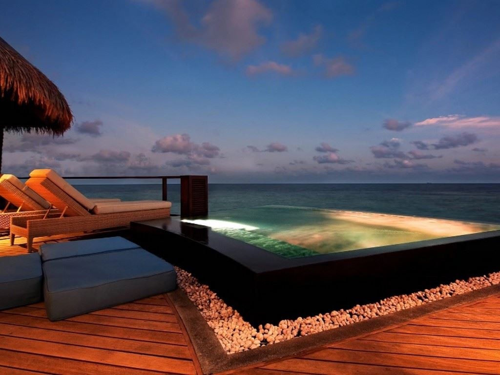 rooms-water-villa-with-private-pool