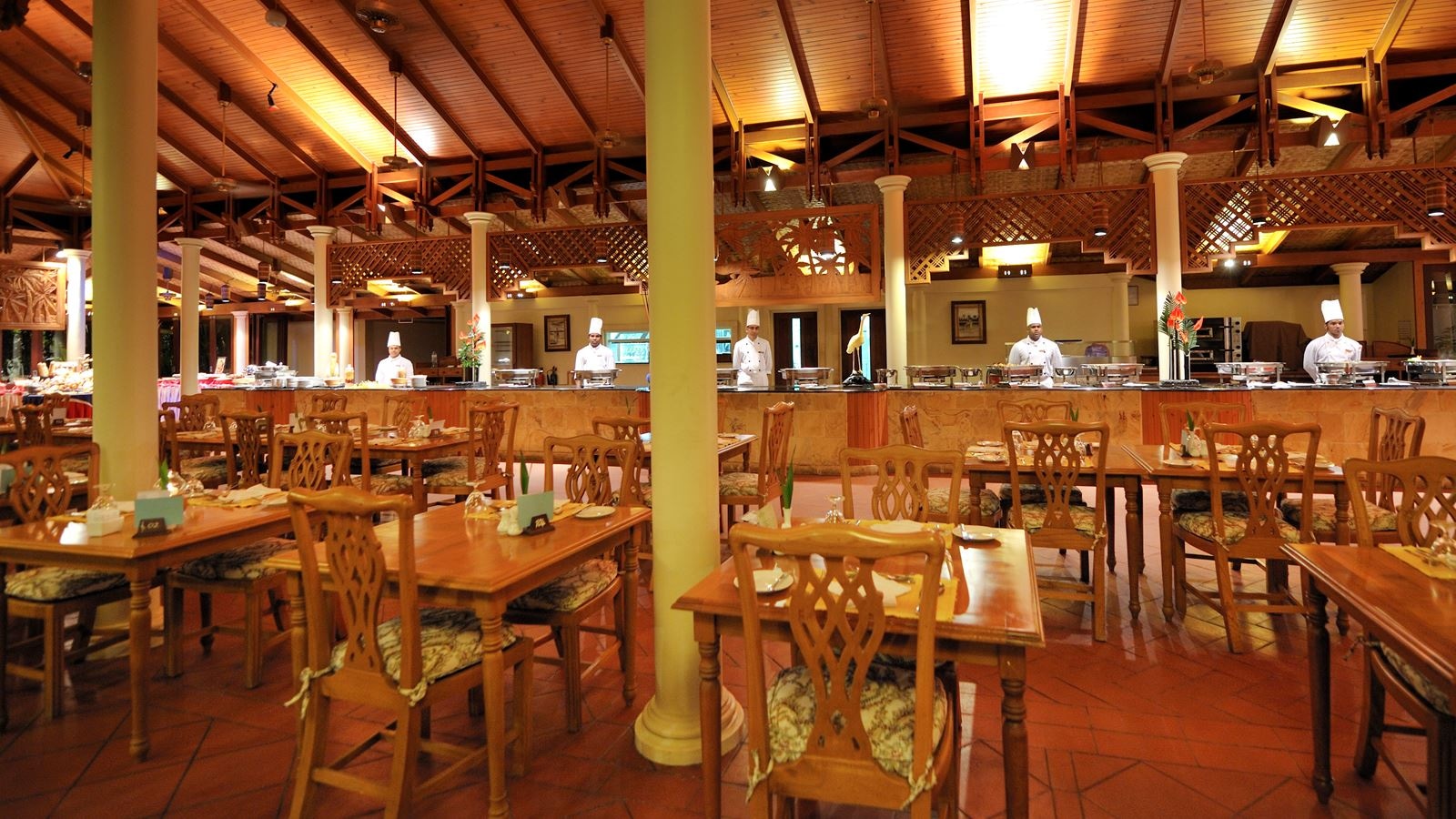 restaurants-maakana-restraurant