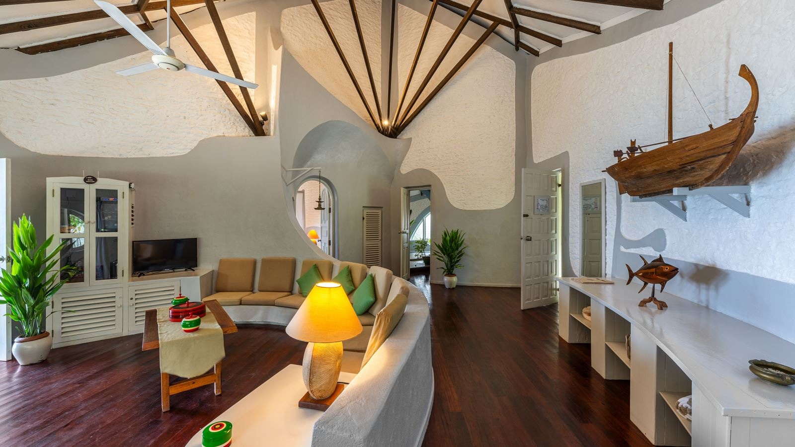rooms-family-deluxe-beach-villa