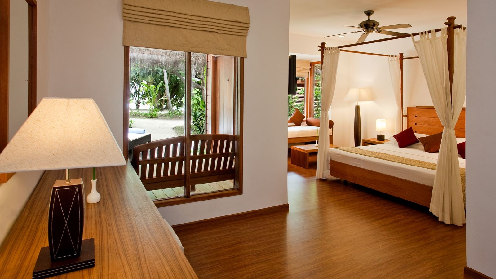 rooms-beach-bungalow