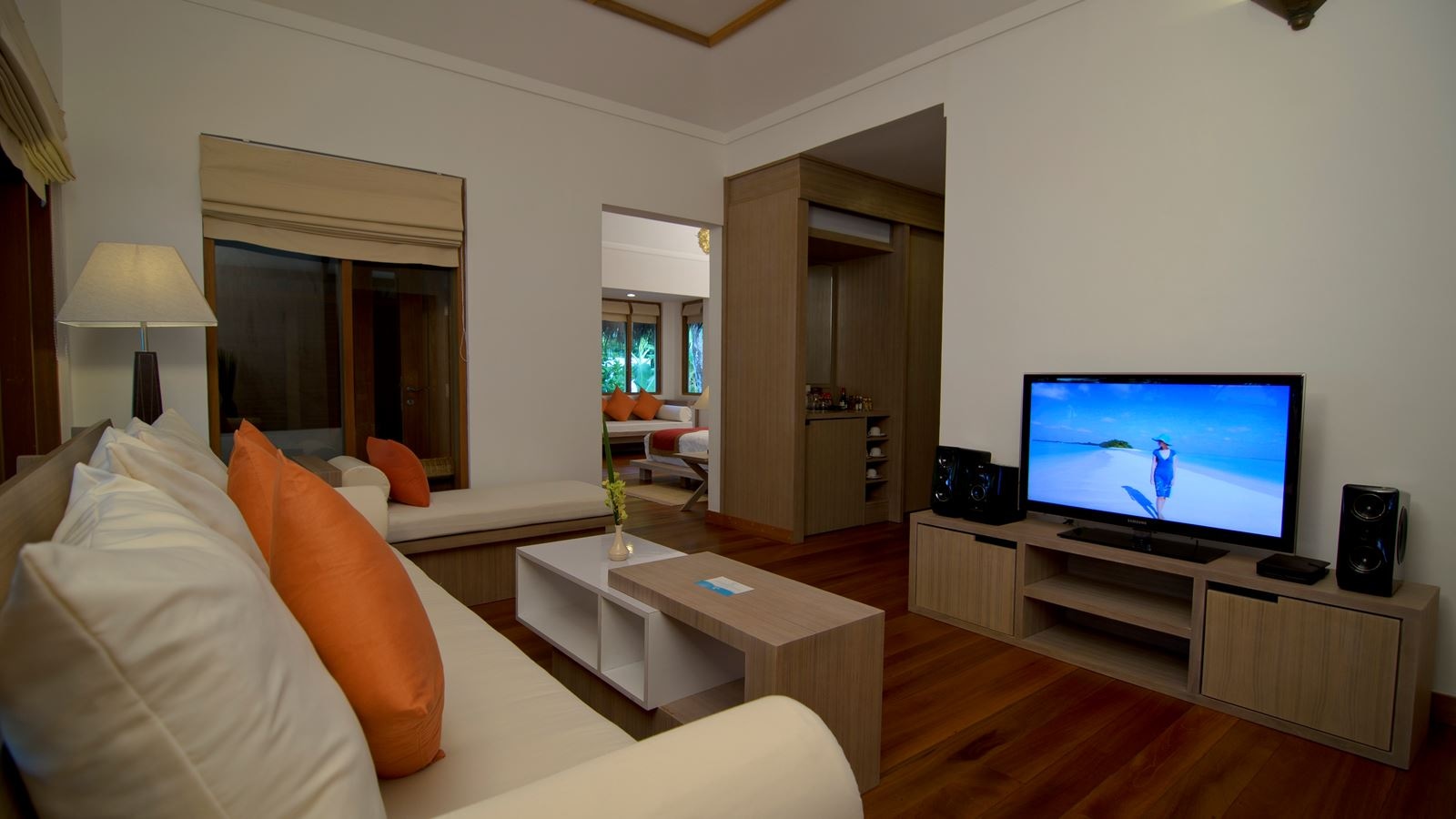 rooms-honeymoon-pool-villa