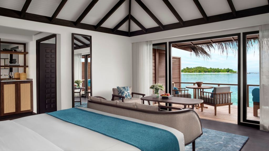 rooms-superior-over-water-villa