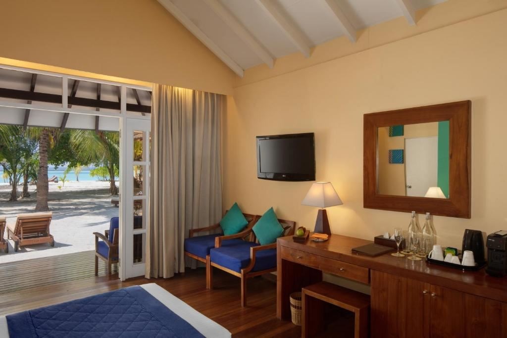 rooms-family-beach-villa