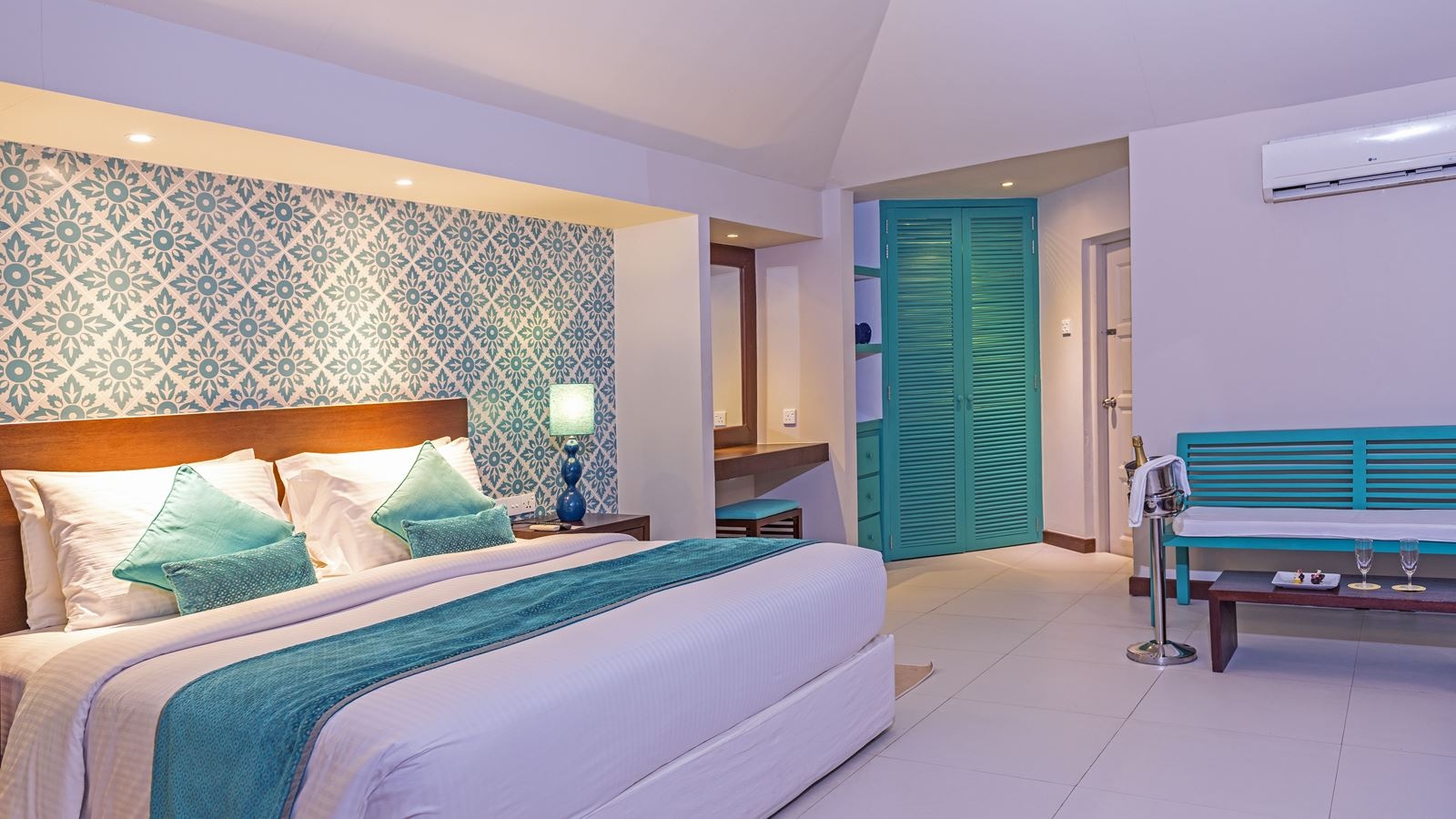 rooms-family-beach-villas