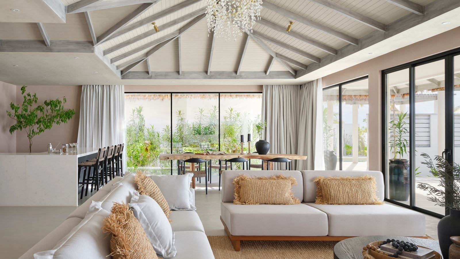 rooms-one-bedroom-residence-with-beach-pool-and-garden-pool