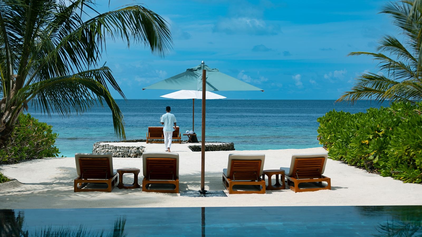 rooms-two-bedroom-beach-house-with-pool