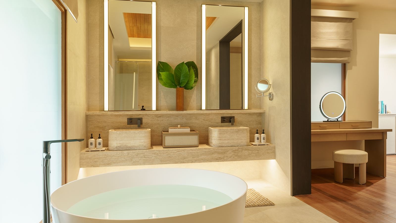 rooms-two-bedroom-beach-house-with-pool