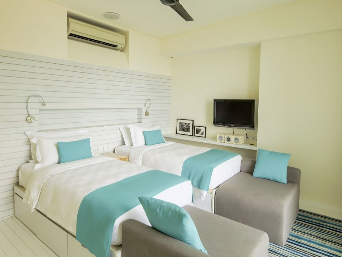 rooms-two-bedroom-beach-house-sea-view