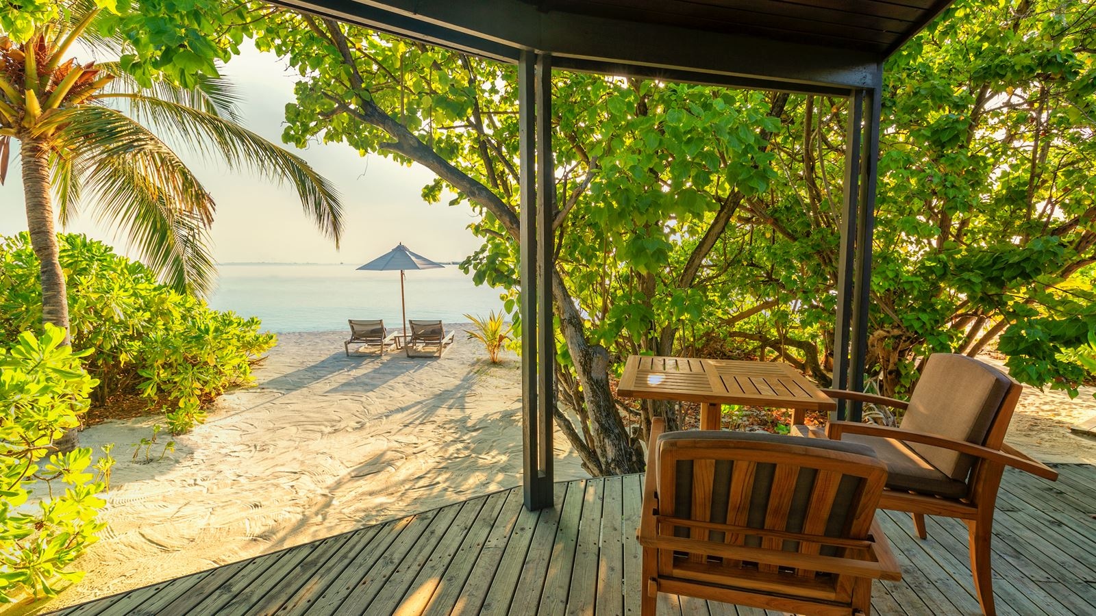 rooms-premium-jacuzzi-beach-villa