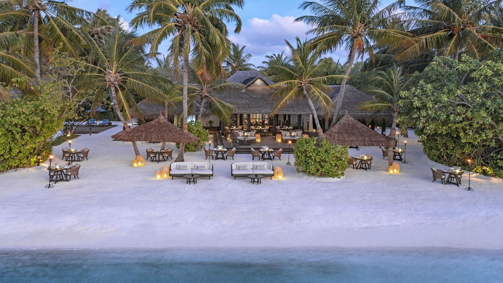 restaurants-the-living-room