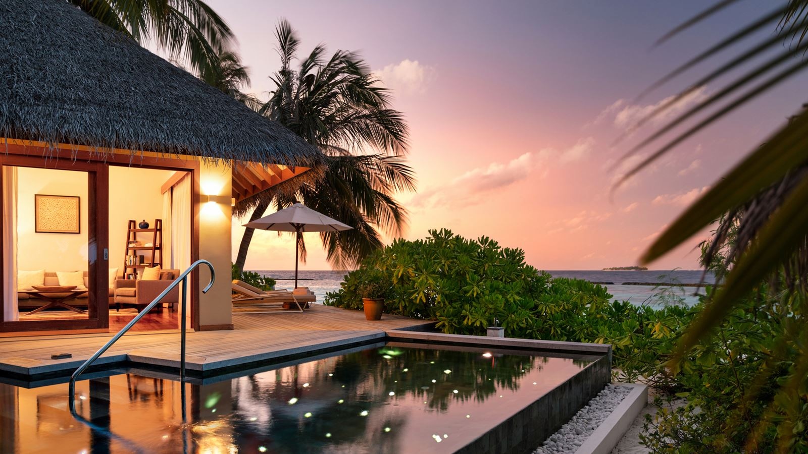 rooms-baros-suite-with-private-pool