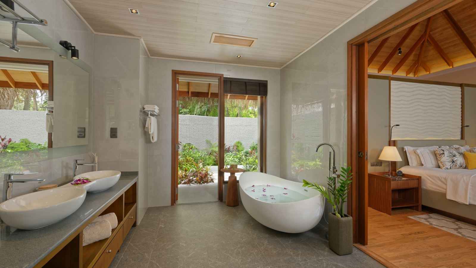 rooms-baros-residence-with-private-pool