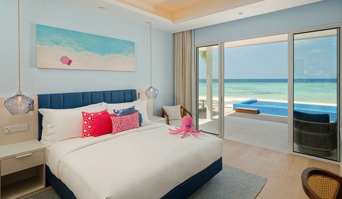 rooms-beach-villa-pool