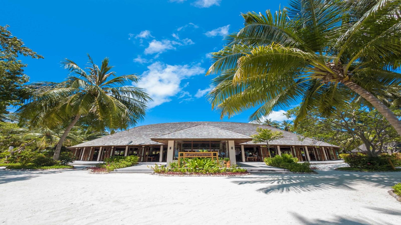 restaurants-farivalhu-restaurant