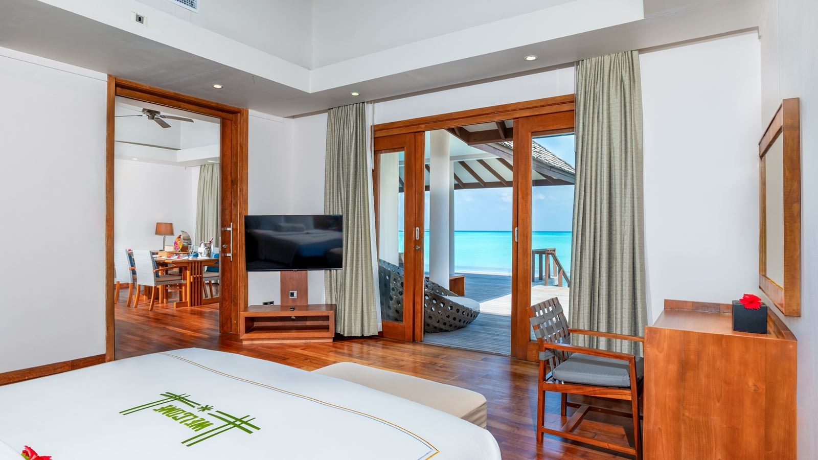 rooms-two-bedroom-ocean-villa-with-pool