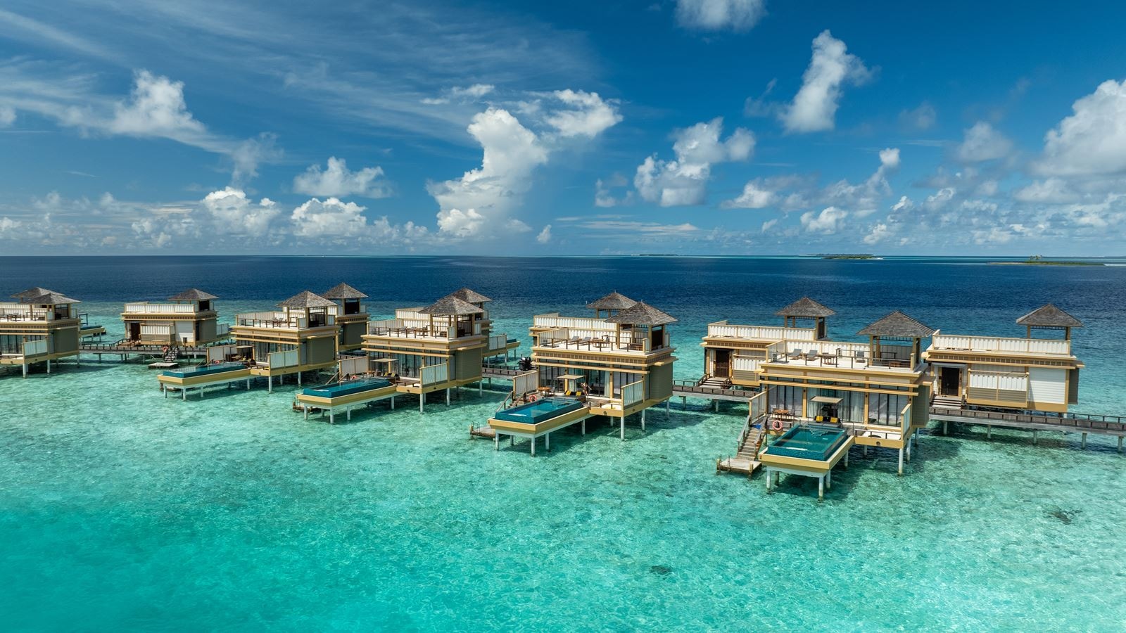 rooms-inocean-pool-villa