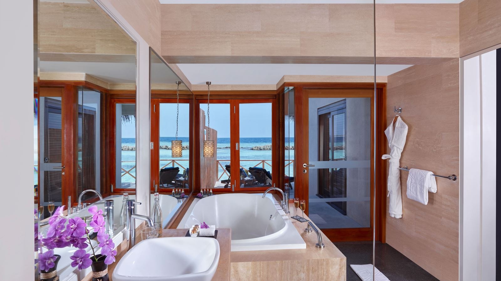 rooms-premium-water-villa