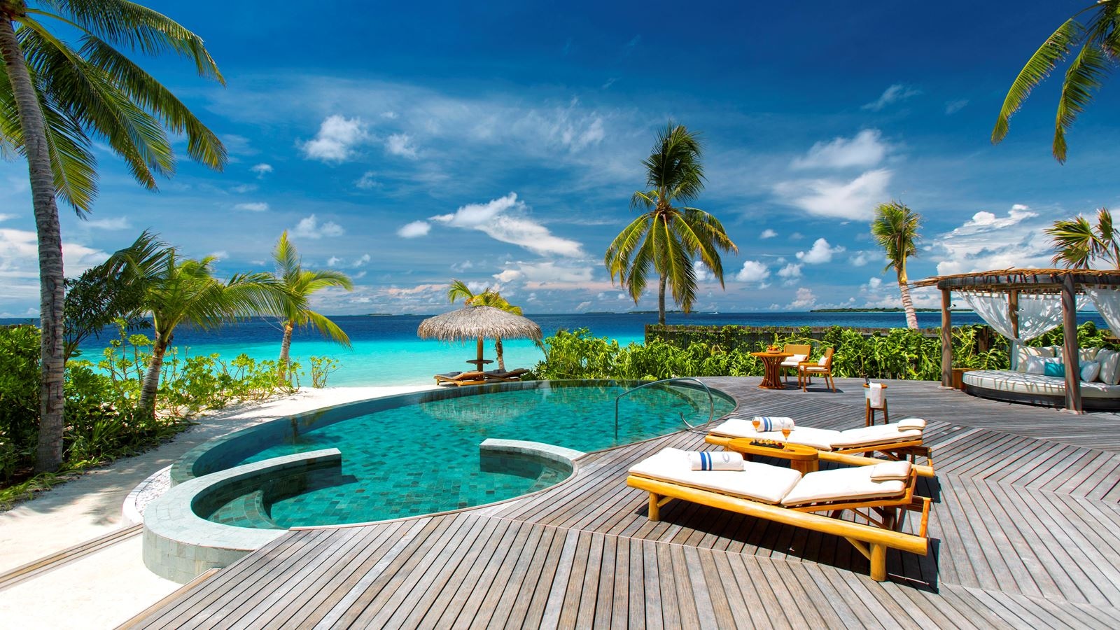 rooms-one-bedroom-beach-residence-with-private-pool