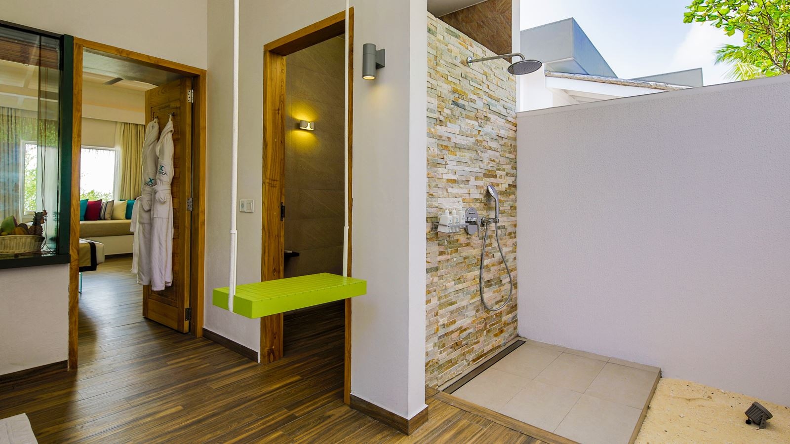 rooms-family-beach-villa