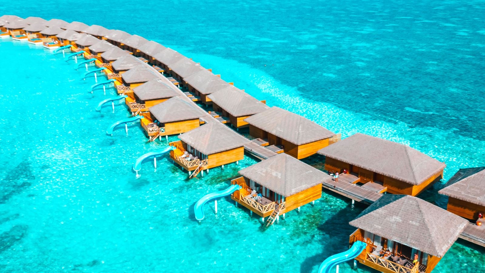 rooms-lagoon-suite-with-slide