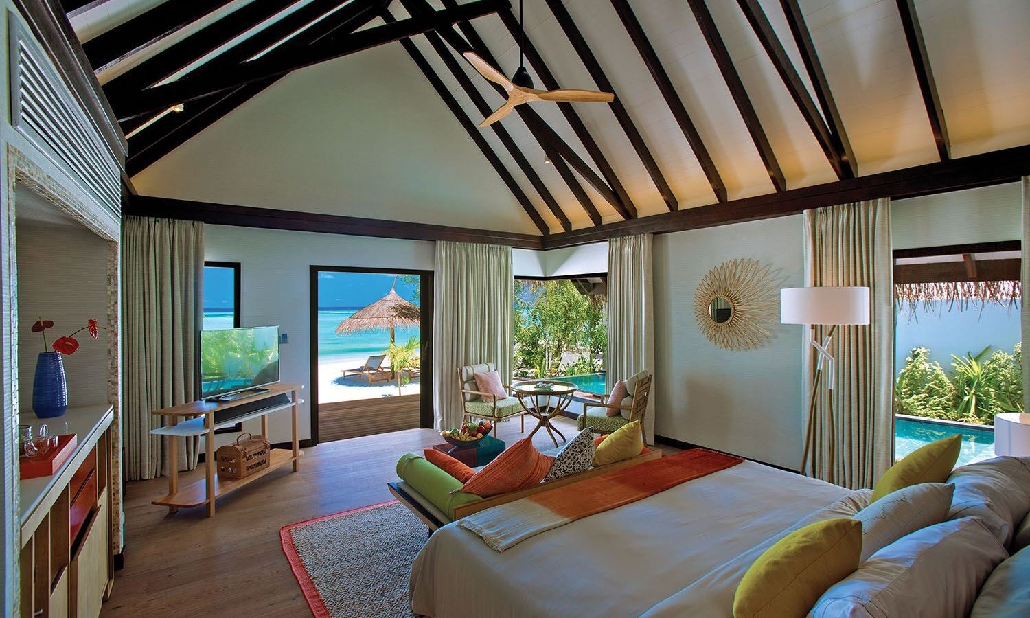 rooms-earth-villa-with-pool