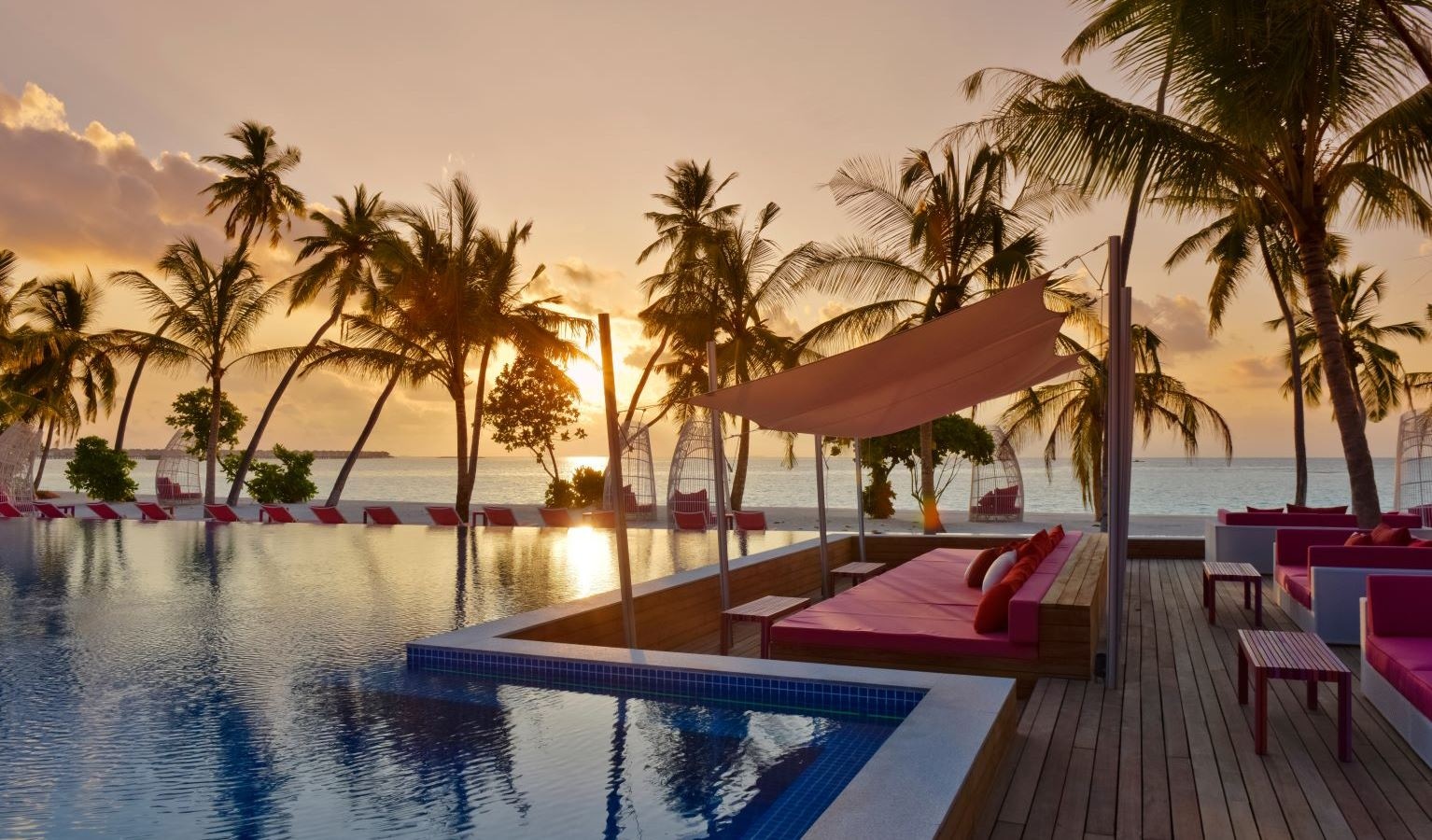 bars-breeze-pool-bar