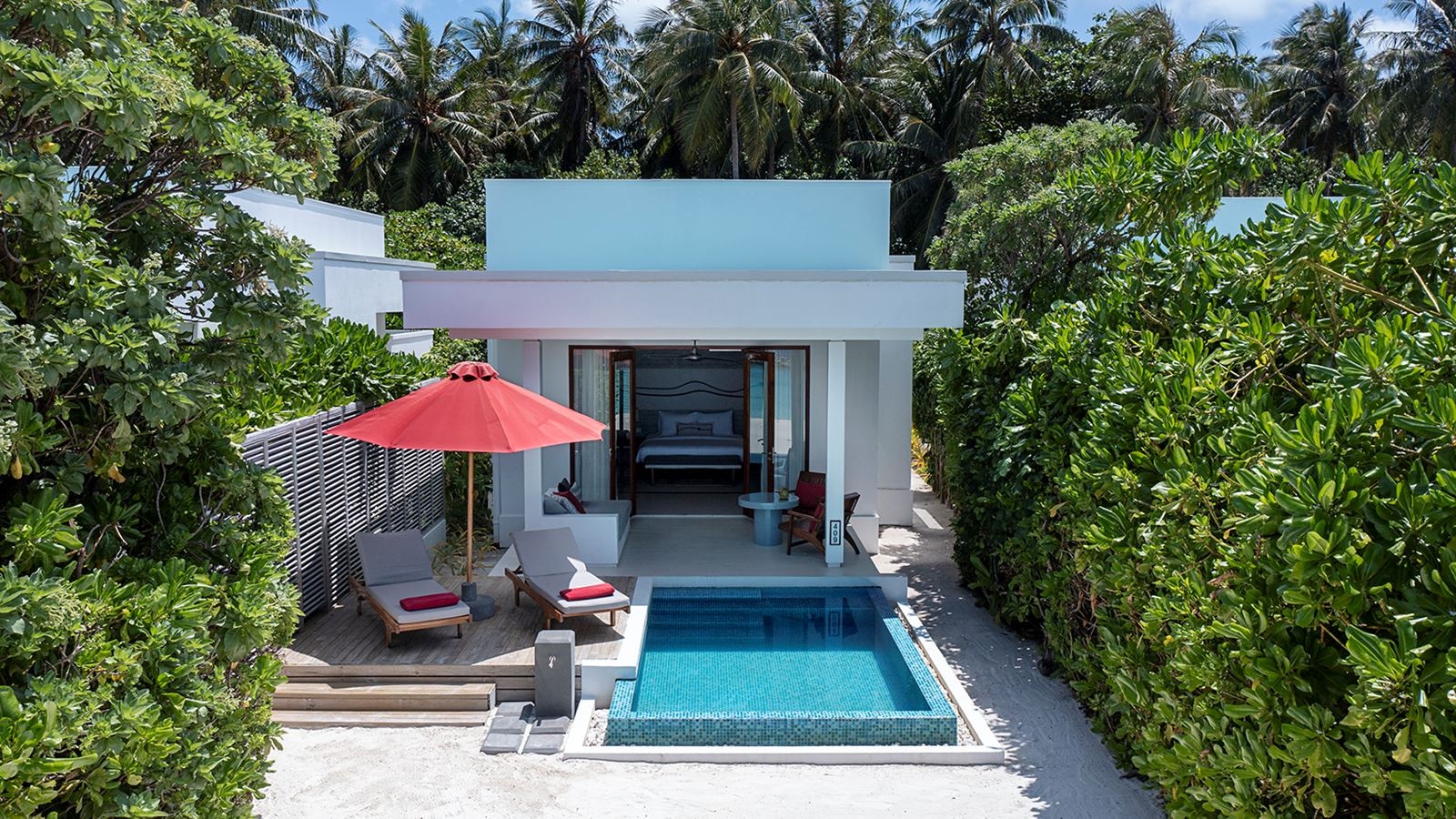 rooms-beach-villa-with-pool